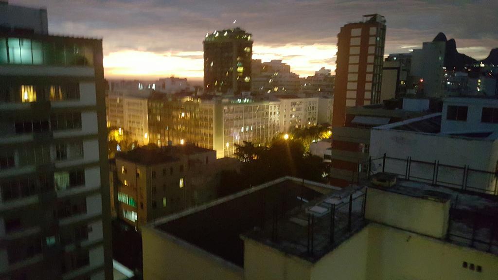 Ocean Breeze - 3 Quartos, 2 Banheiros, Garagem, Ar Condicionado, Moderno, Silencioso, Andar Alto, Vista Livre, Internet 250Mbps, 2 Tvs Smart, Praia Ipanema, Metro, Porteiros 24 Hrs E Seguranca 24Hrs, 2 Elevadores ริโอเดจาเนโร ภายนอก รูปภาพ